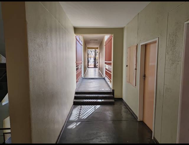 2 BEDROOM APARTMENT FOR SALE IN SUNNYSIDE